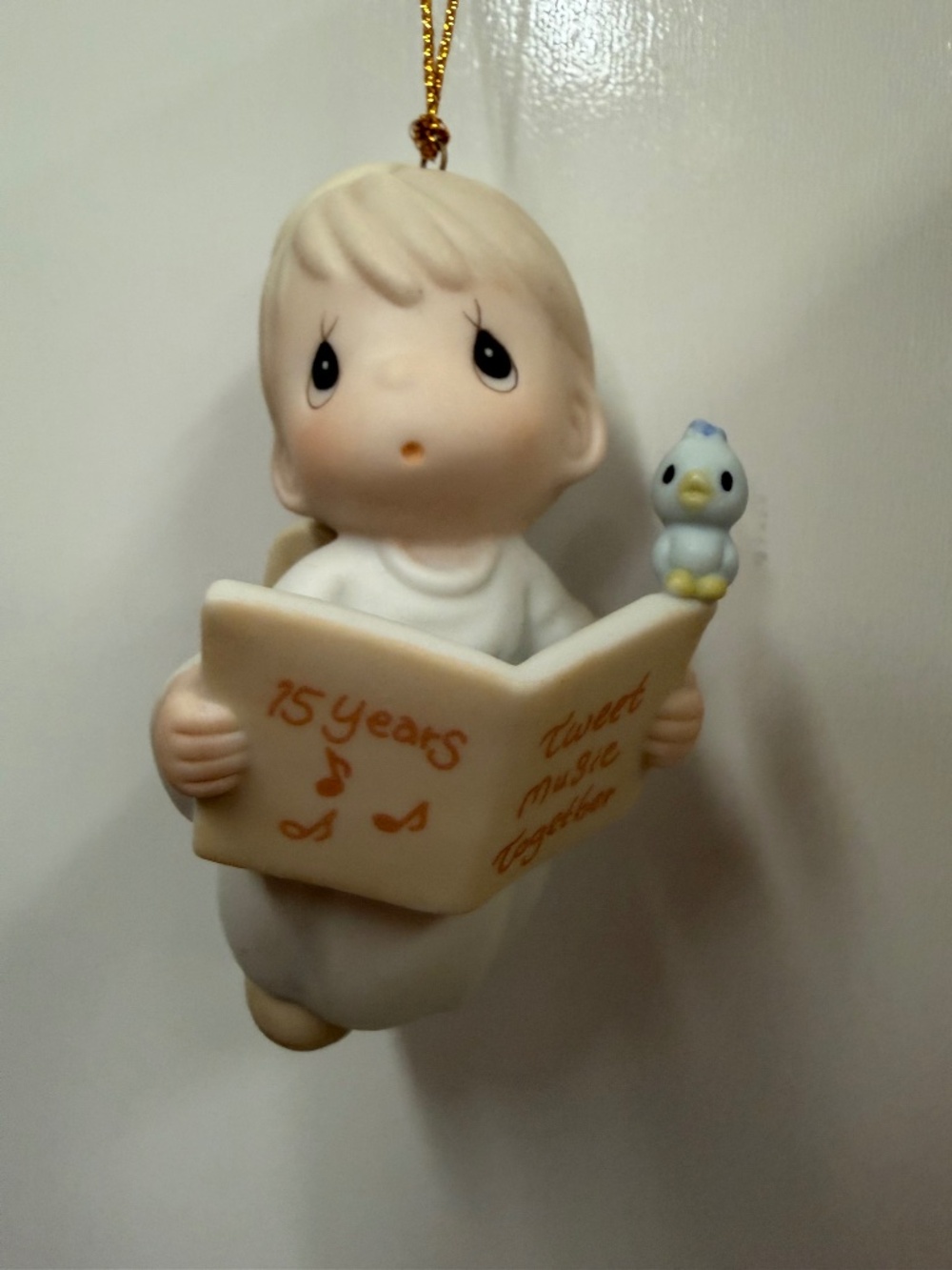 Precious Moments- Angel Singing Ornament- EJ302